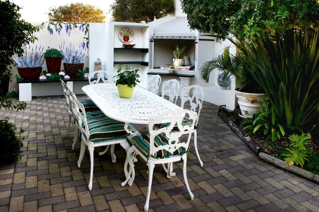Milkwood Country Cottage St Francis Bay Exterior photo