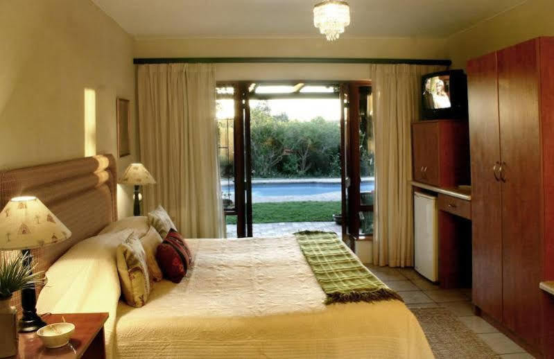 Milkwood Country Cottage St Francis Bay Exterior photo